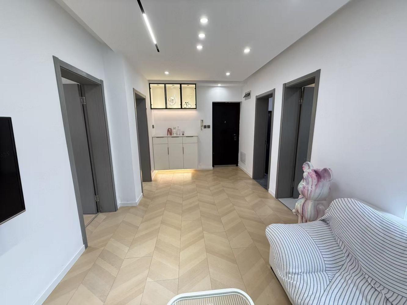 上海绿洲香润苑二手房房源图片