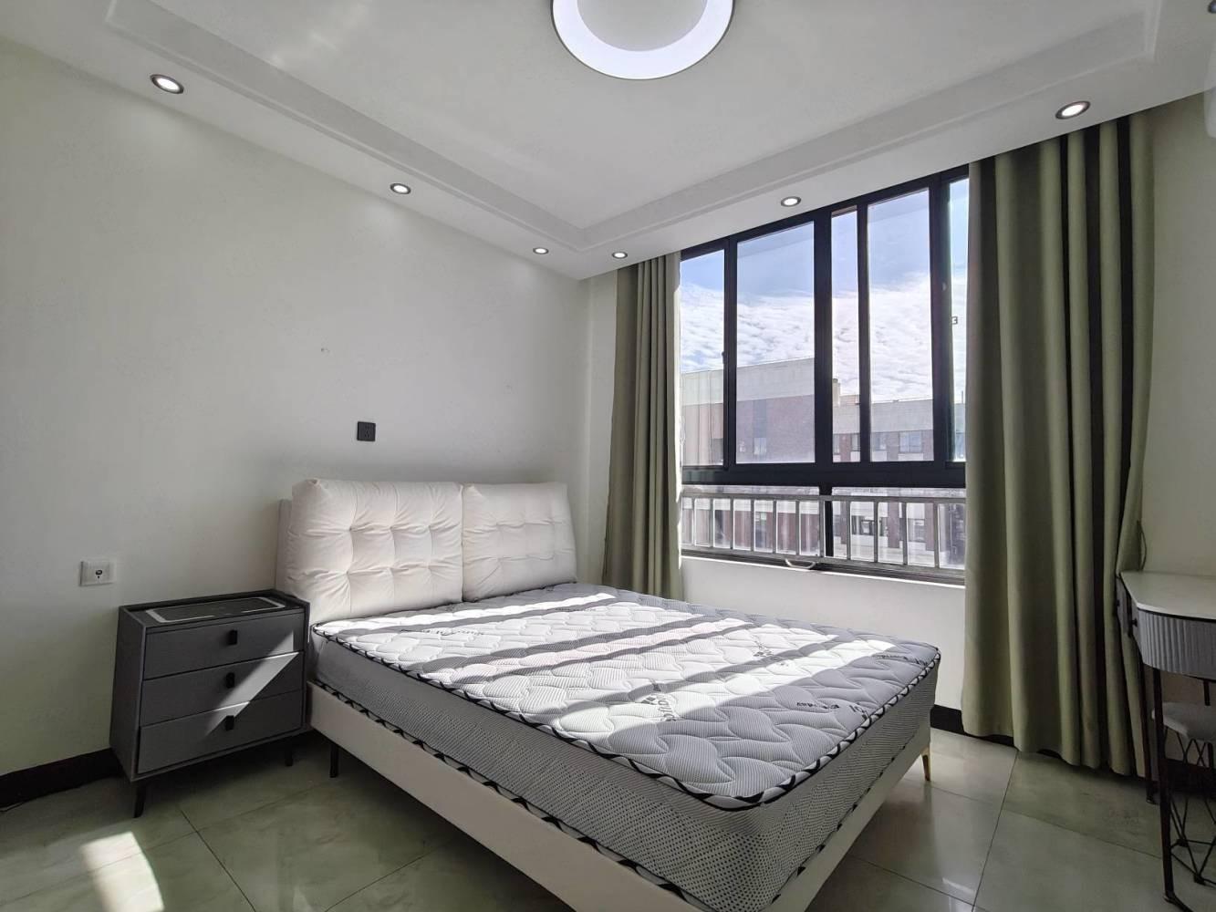 上海申城佳苑三期B块二手房房源图片