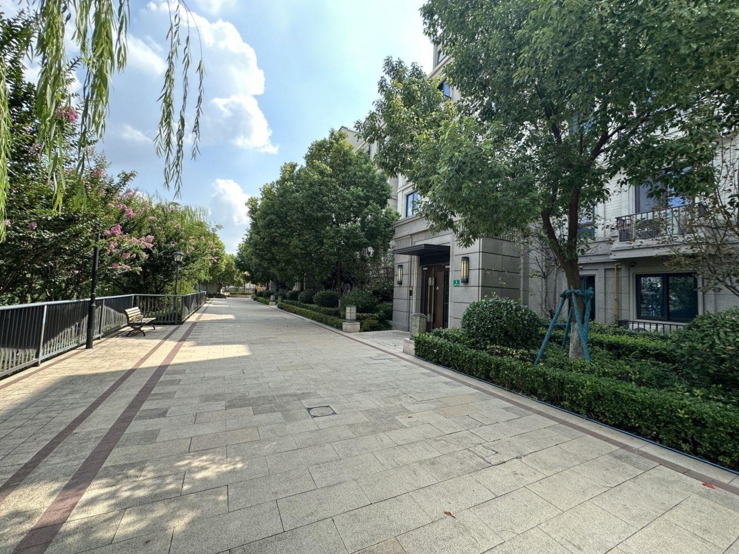 上海金地虹桥世家二手房房源图片