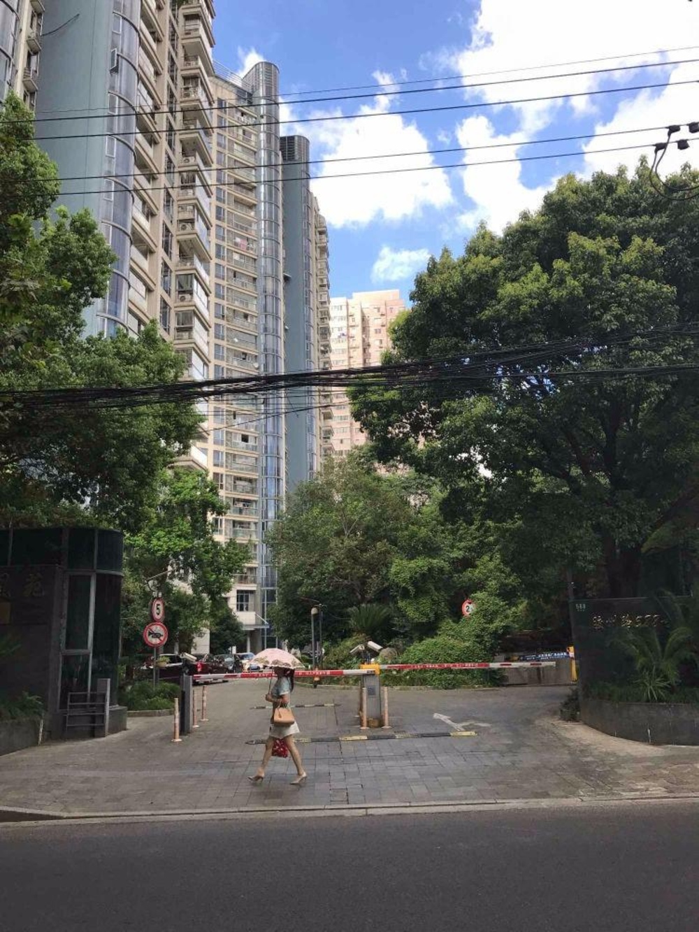 上海静安凤凰苑二手房房源图片