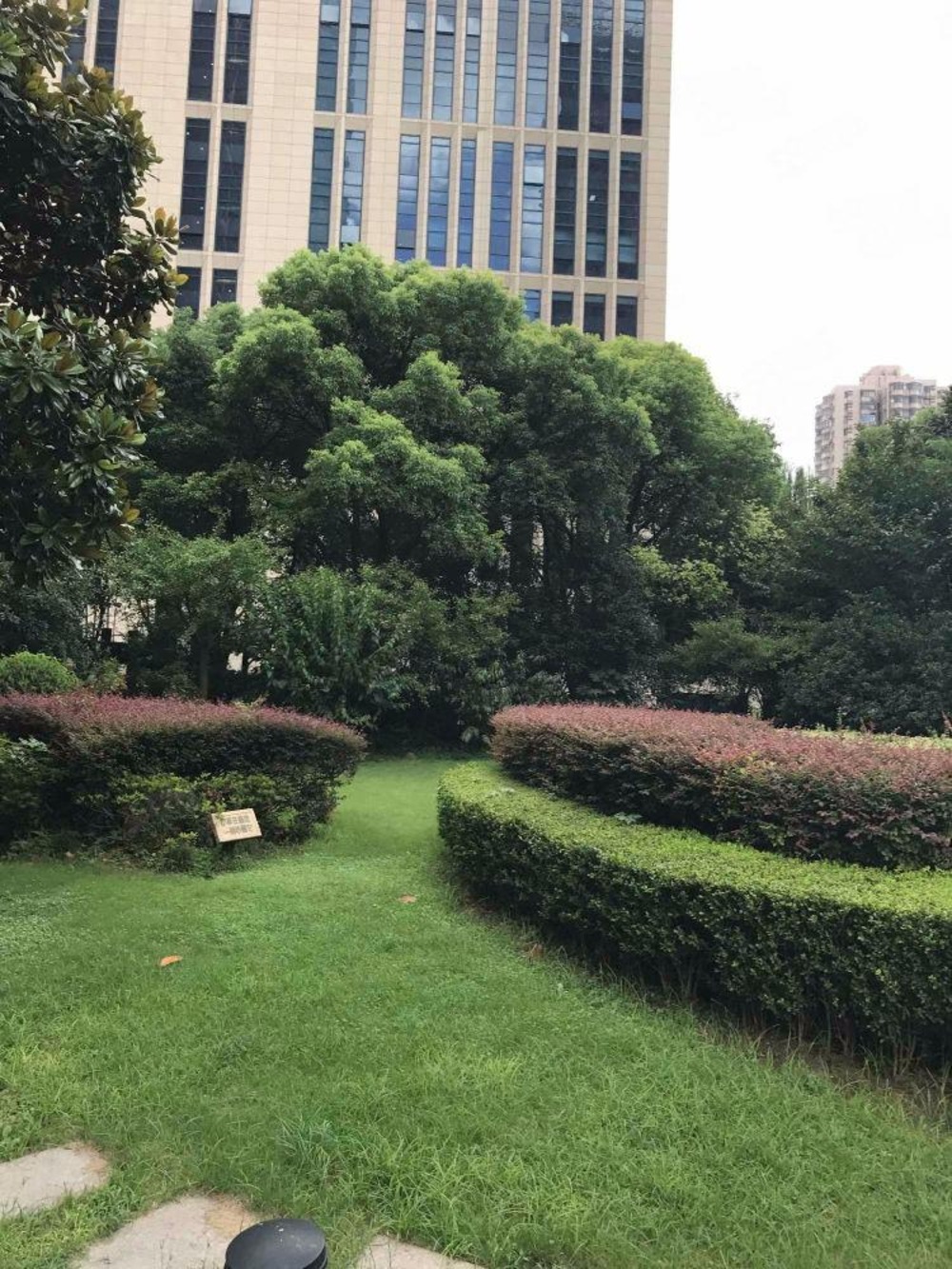 上海静安凤凰苑二手房房源图片