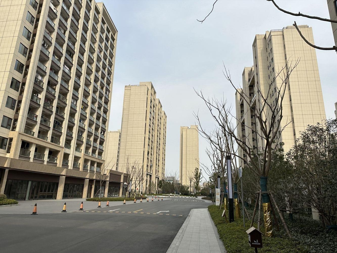 上海大华锦绣四季二手房房源图片