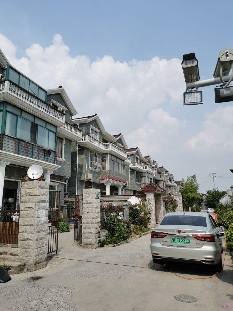 上海鹫山小区二手房房源图片