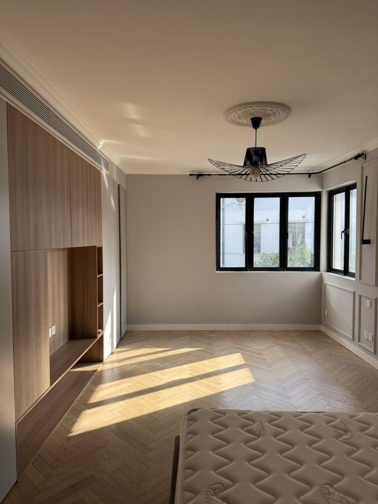 上海莘松路二手房房源图片