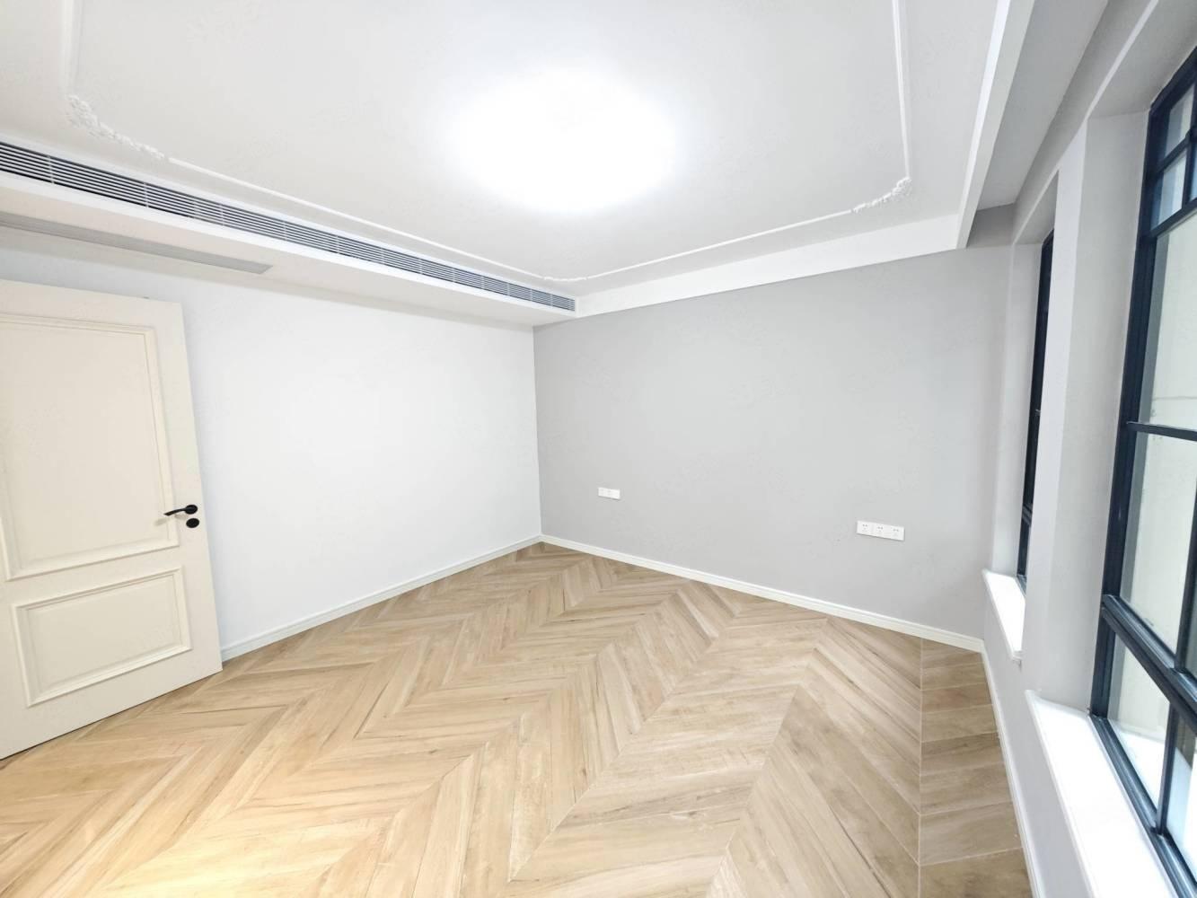 上海佩玛山丘二手房房源图片