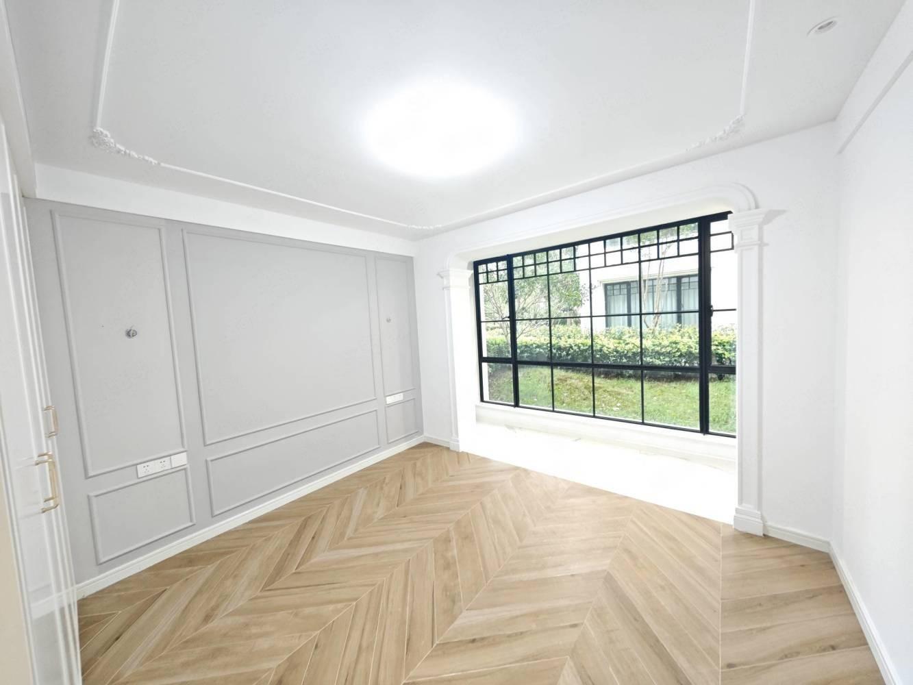 上海佩玛山丘二手房房源图片