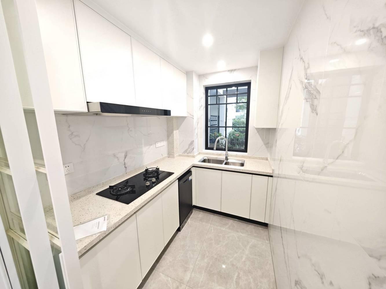 上海佩玛山丘二手房房源图片