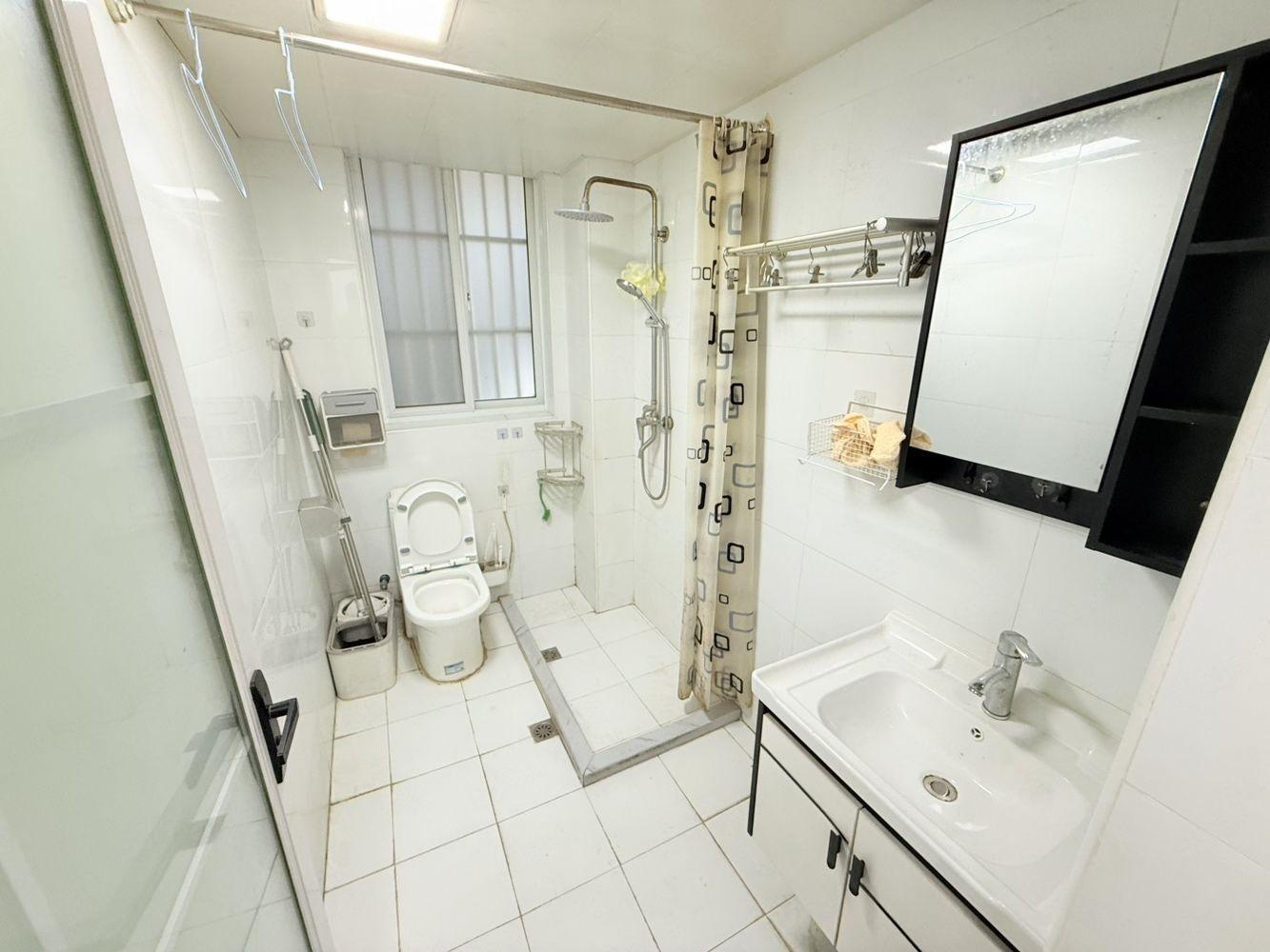 上海汇丰荷苑(二期)二手房房源图片