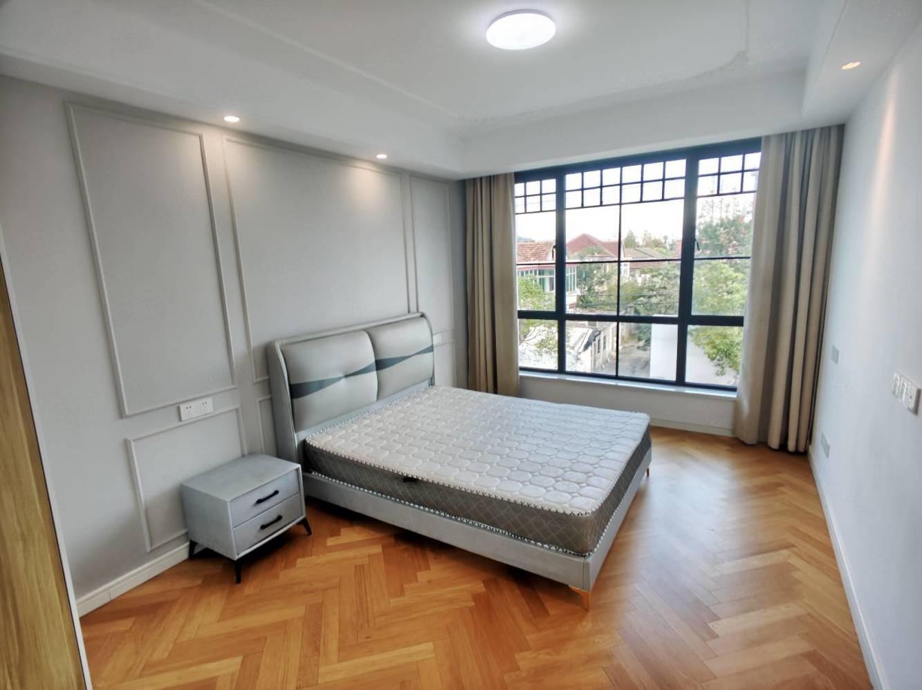 上海佩玛山丘二手房房源图片