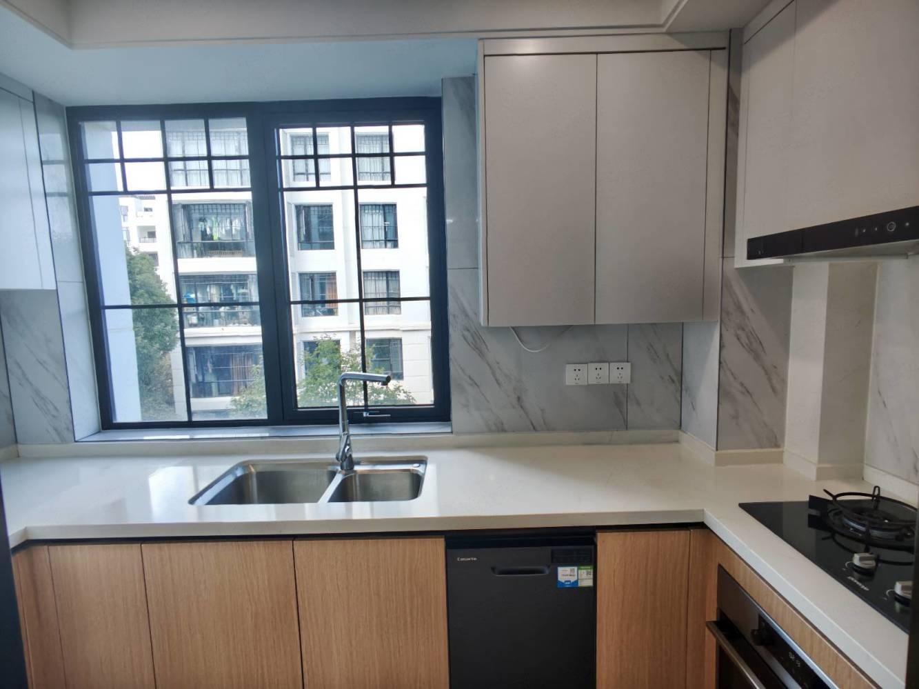 上海佩玛山丘二手房房源图片