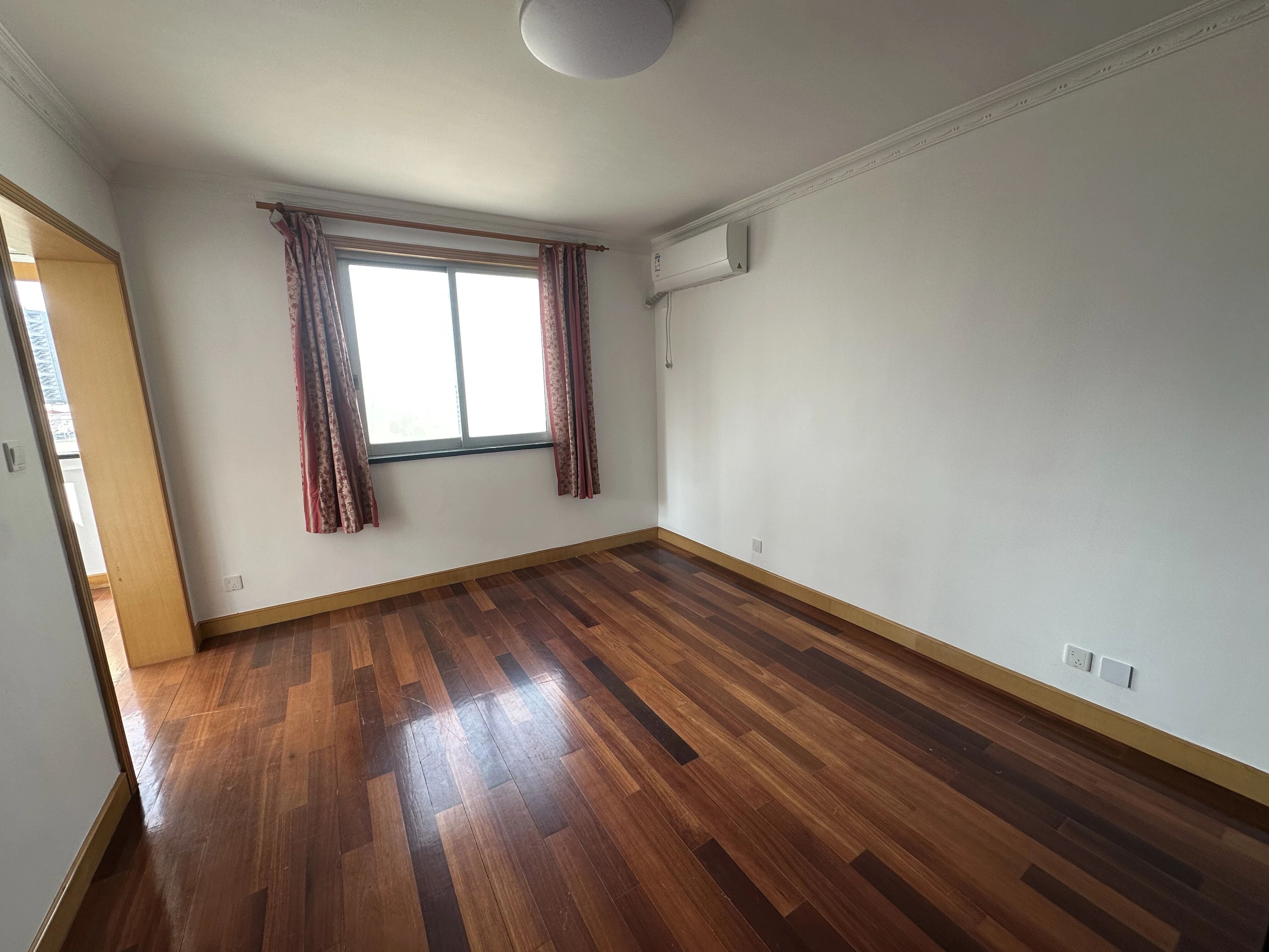 上海恒安大厦二手房房源图片