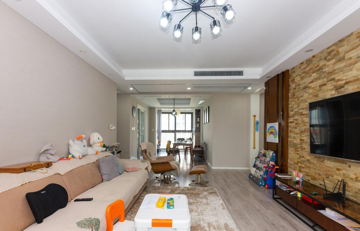 上海步阳御江金都二手房房源图片