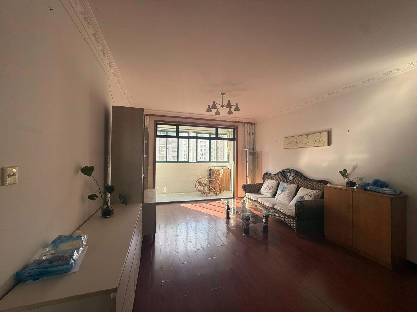 上海新高苑春园二手房房源图片