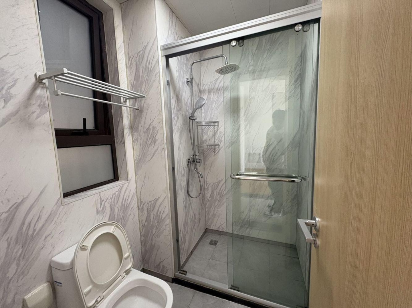 上海李子园一村二手房房源图片