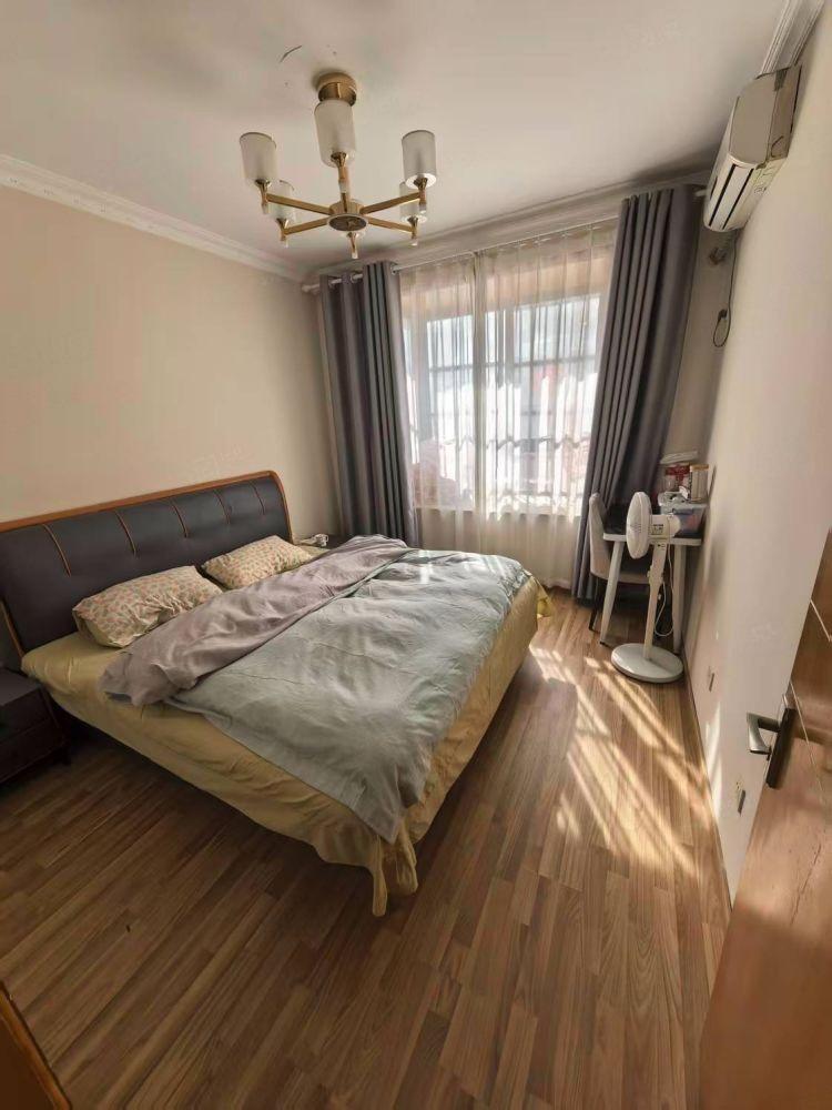 上海新高苑兰园二手房房源图片