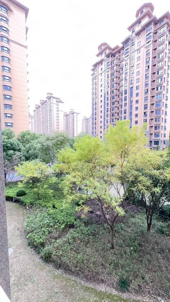 上海繁荣苑二手房房源图片