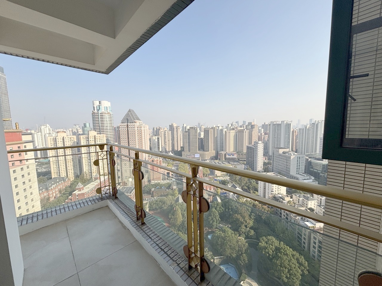 上海东方曼哈顿世纪豪庭二手房房源图片