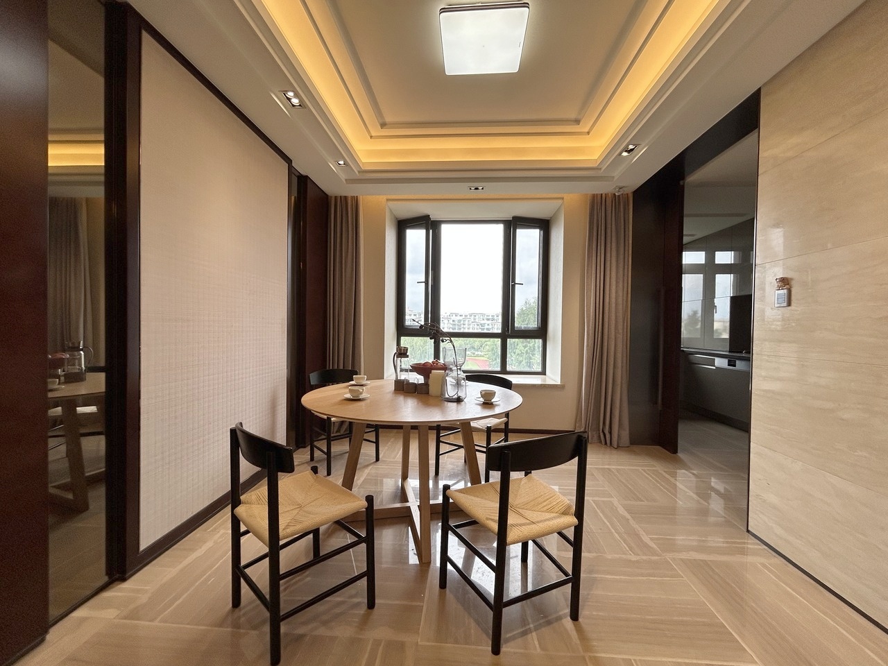 上海宝华紫微花园二手房房源图片