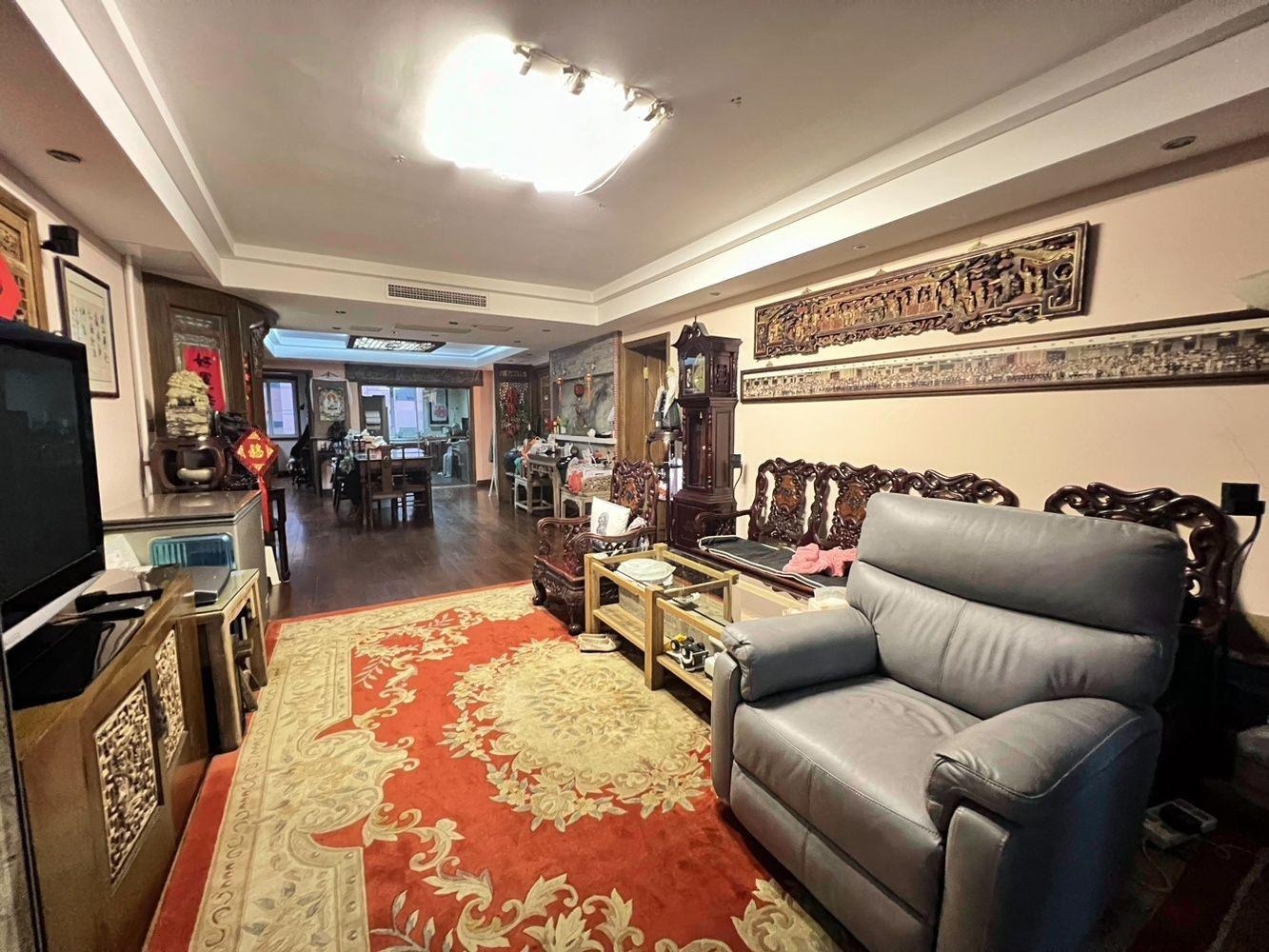 上海中福城三期北楼二手房房源图片