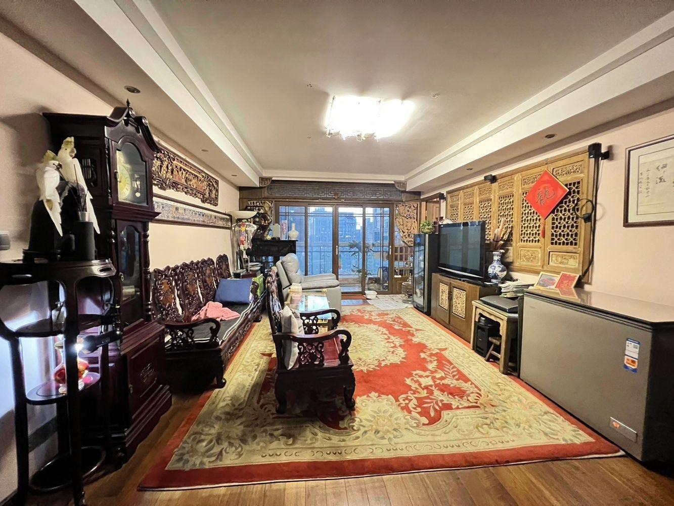 上海中福城三期北楼二手房房源图片