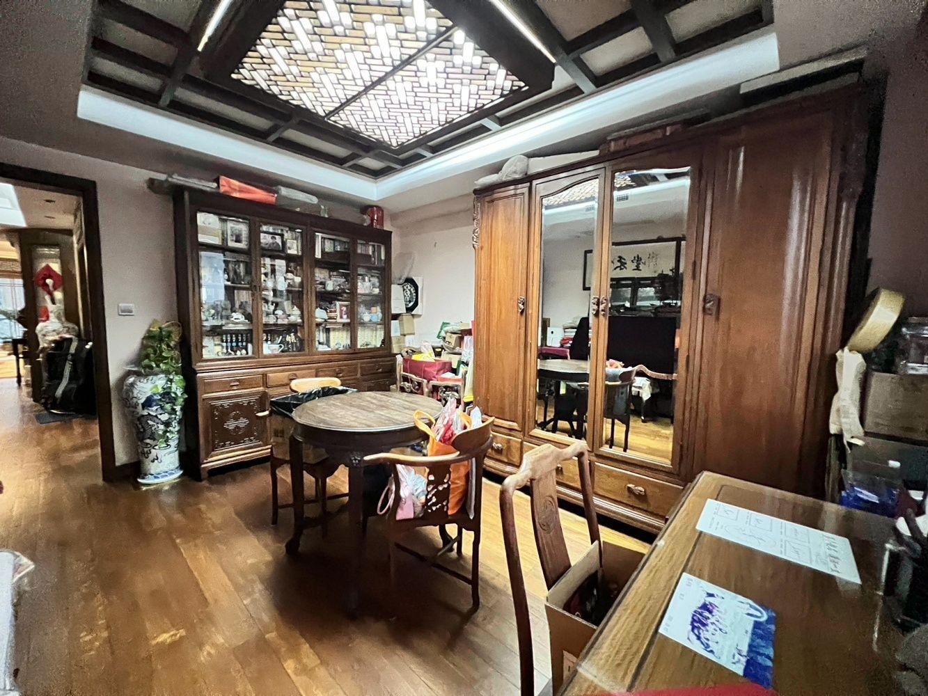 上海中福城三期北楼二手房房源图片