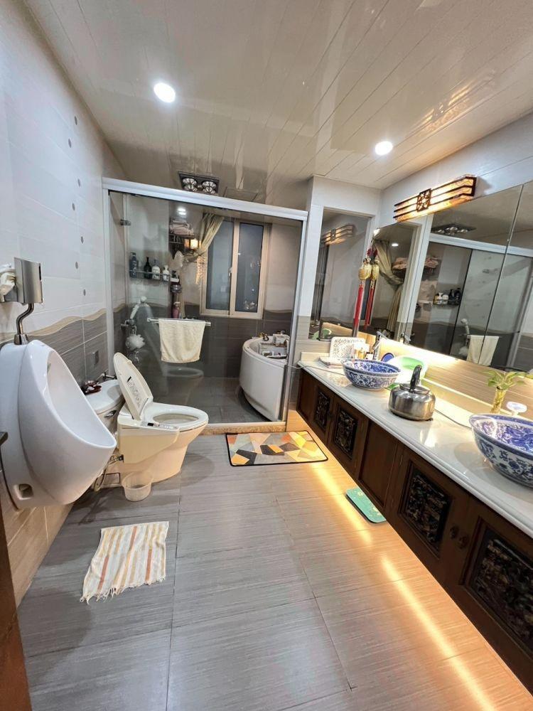 上海中福城三期北楼二手房房源图片