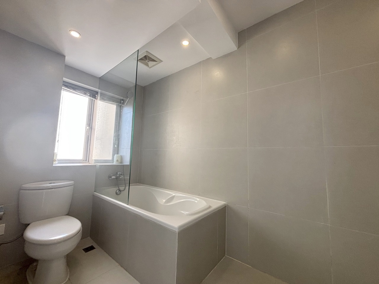 上海鸿艺豪苑二手房房源图片