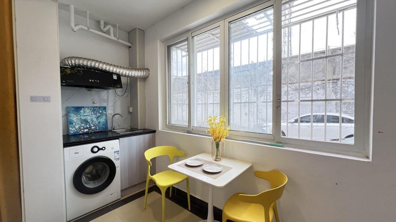 上海鹤立西路183号楼二手房房源图片