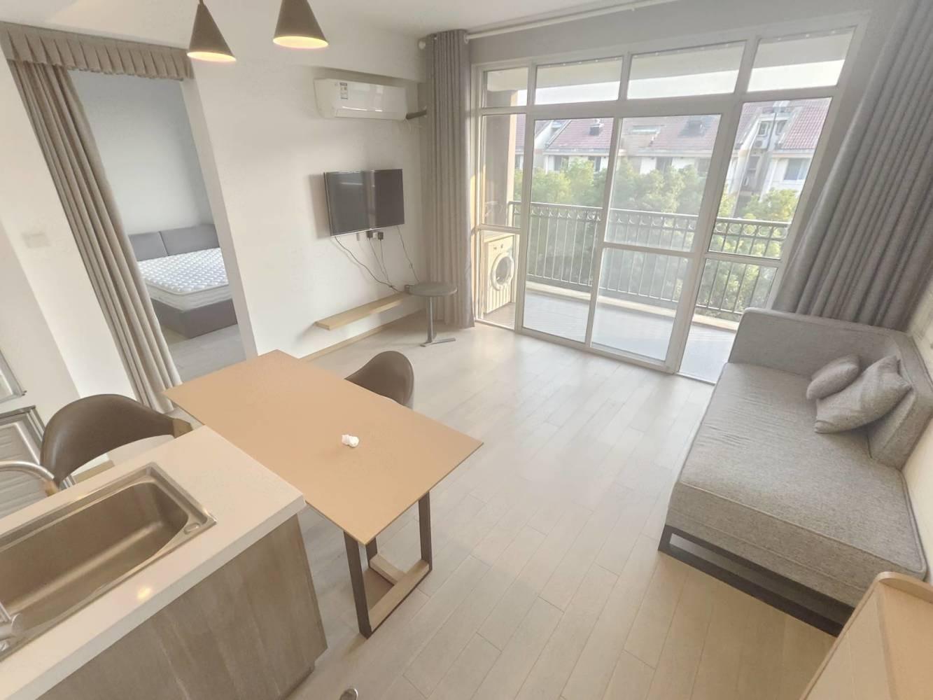 上海莘松路二手房房源图片