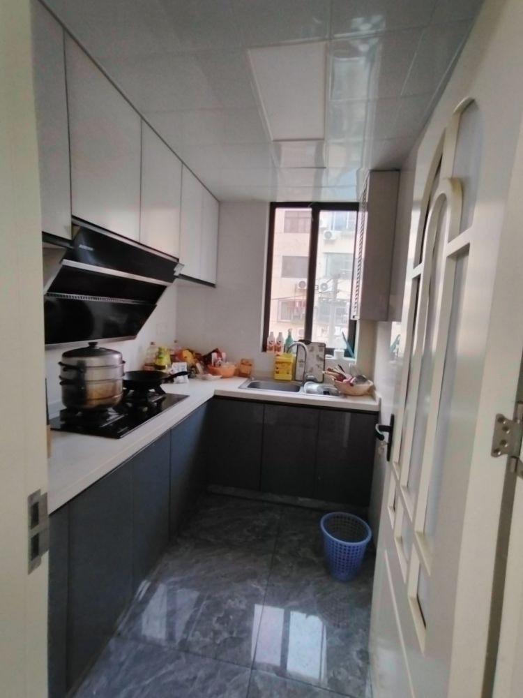 上海塔城路800弄小区二手房房源图片