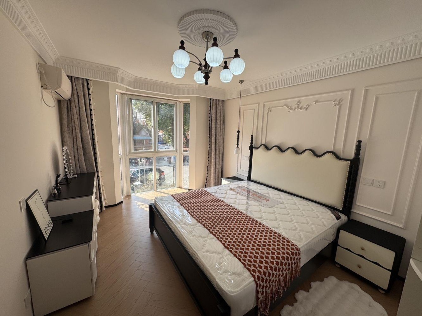 上海泰宸新苑二手房房源图片