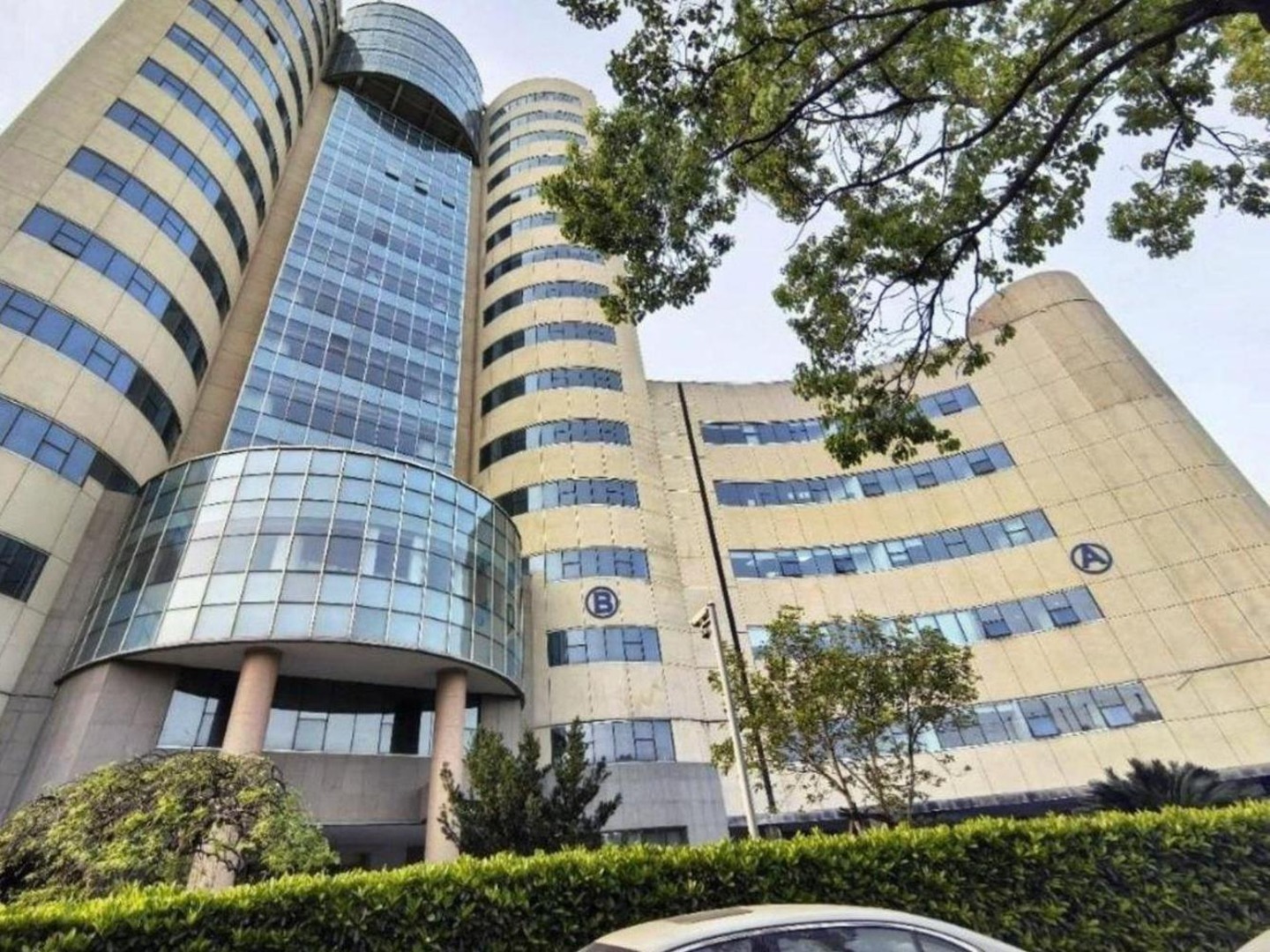 上海宝钢浦东国贸大厦二手房房源图片