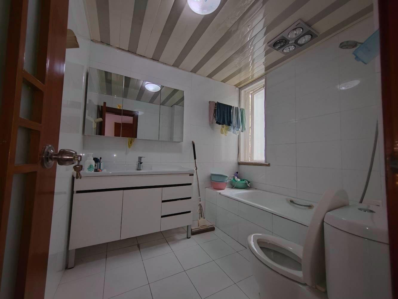 上海听潮民乐苑(二街坊)二手房房源图片