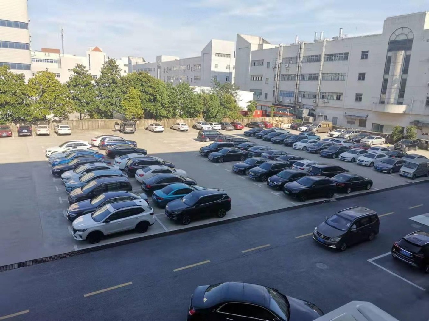 上海烨博大厦二手房房源图片