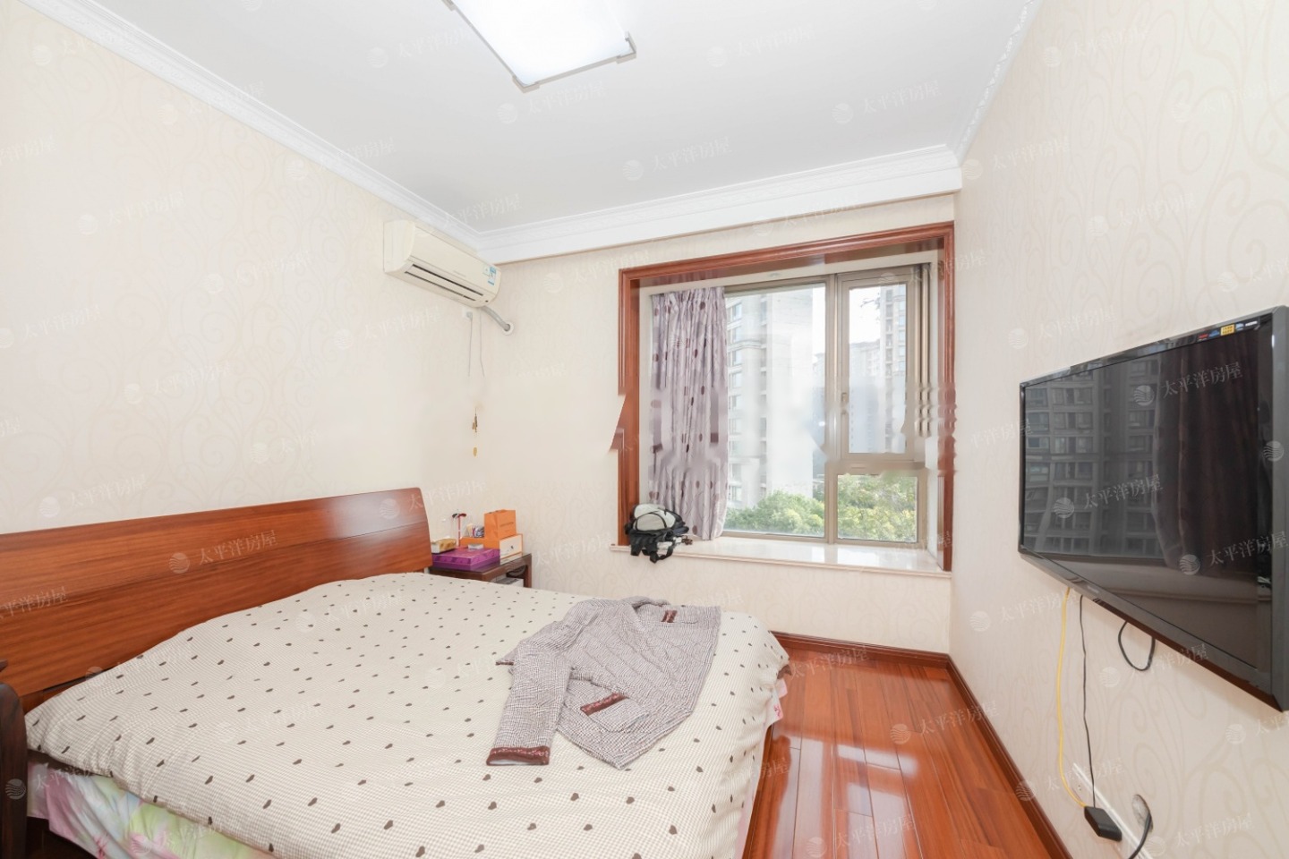 上海日月光伯爵天地城市华庭二手房房源图片