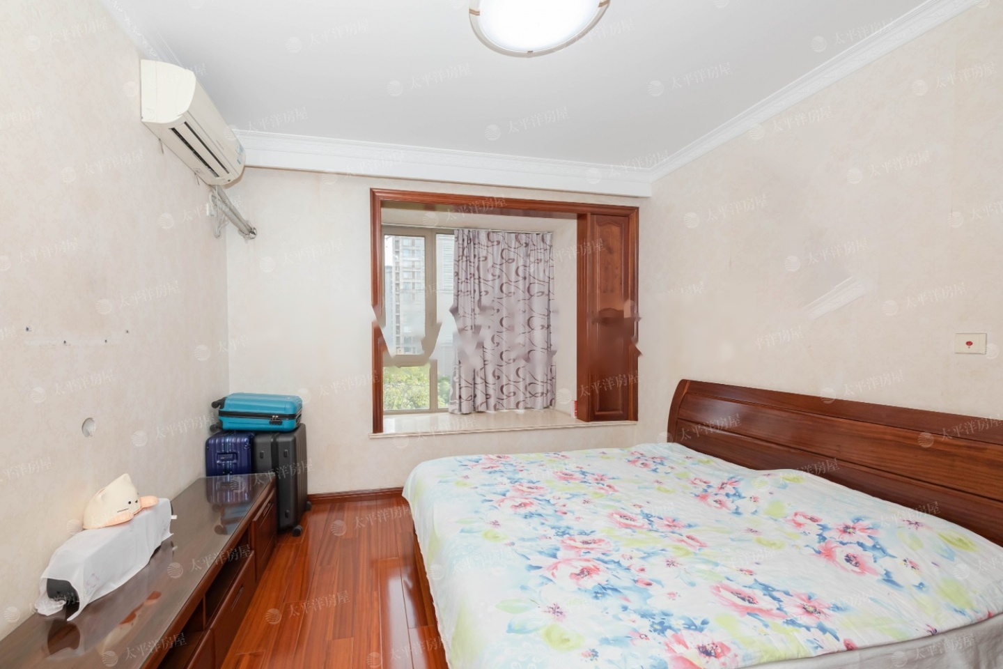 上海日月光伯爵天地城市华庭二手房房源图片