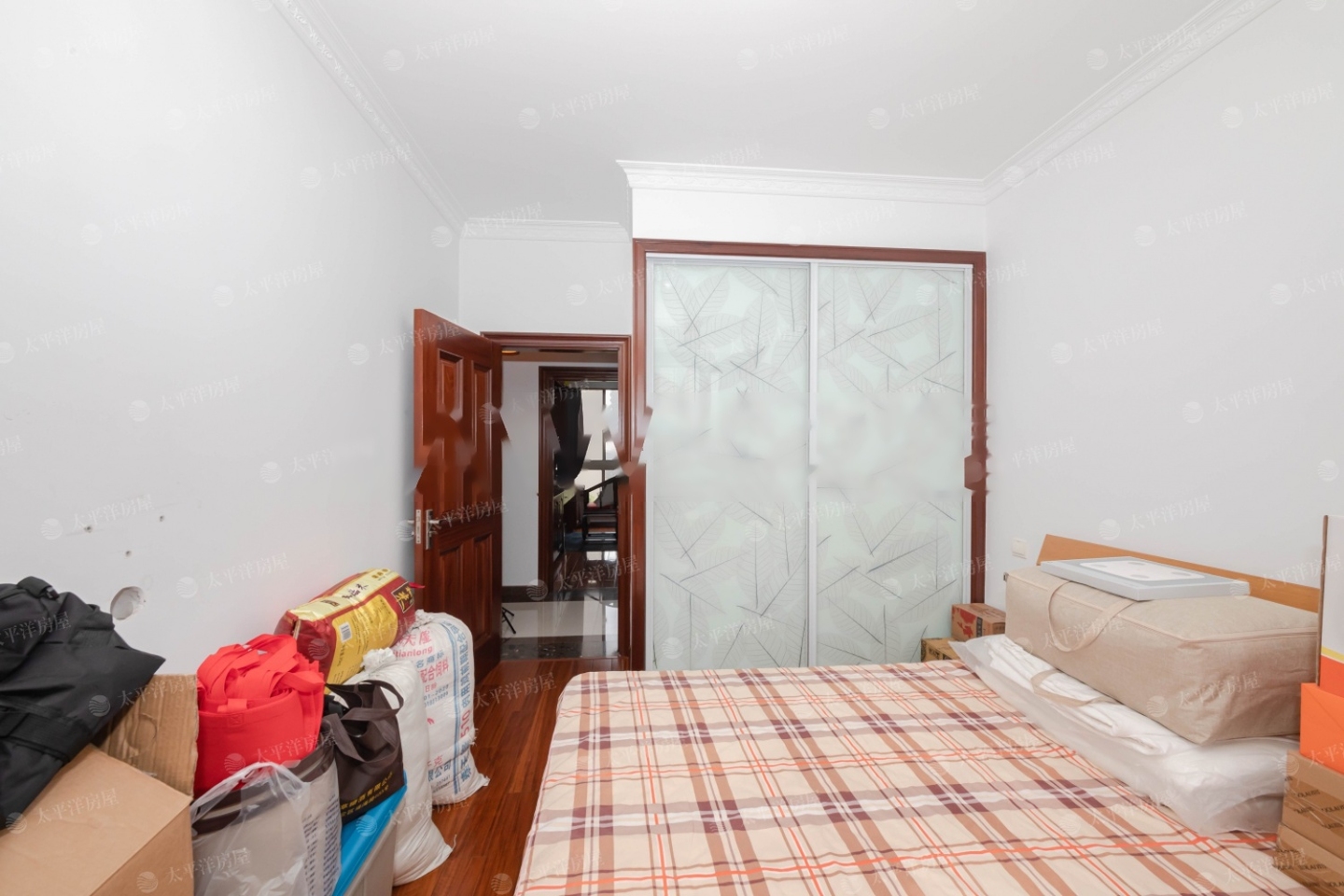 上海日月光伯爵天地城市华庭二手房房源图片