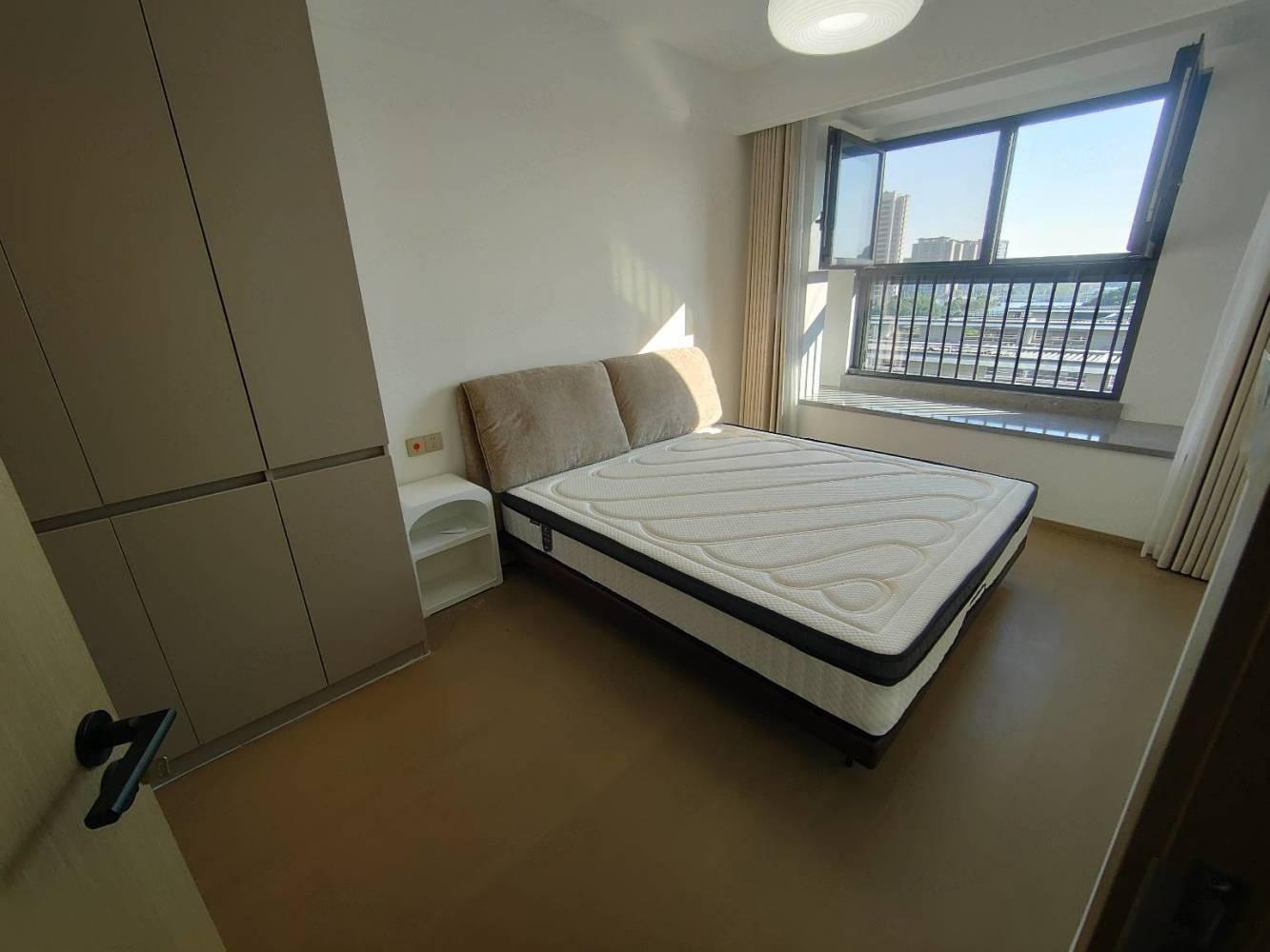 上海中企未来世纪大厦二手房房源图片