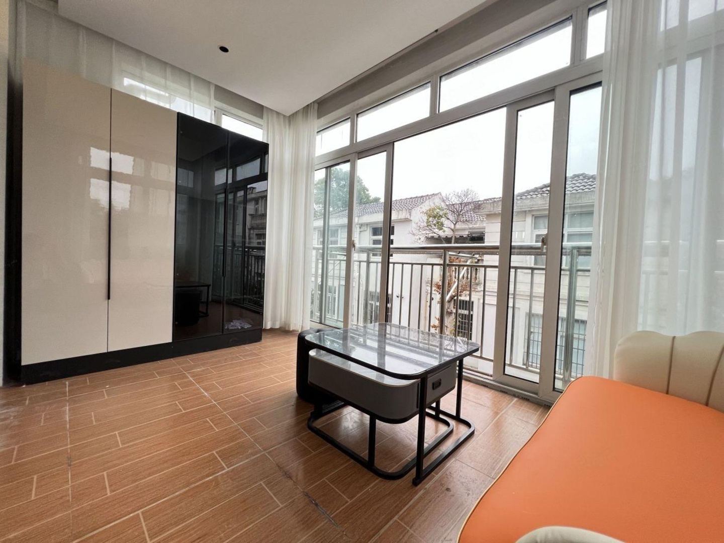 上海恒越华鼎广场二手房房源图片