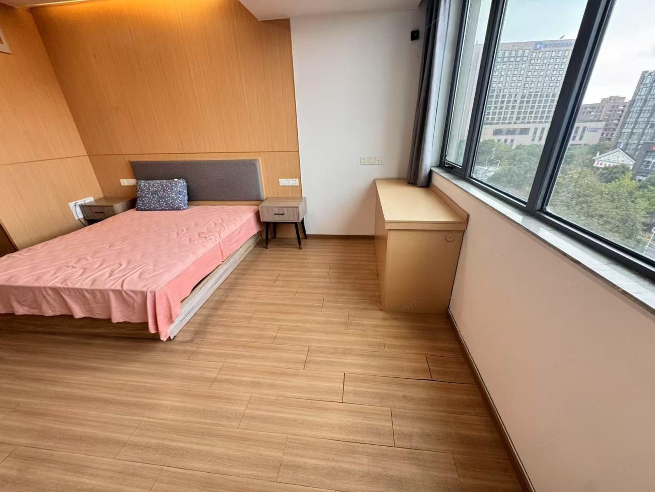 上海南翔东方伟业广场二手房房源图片