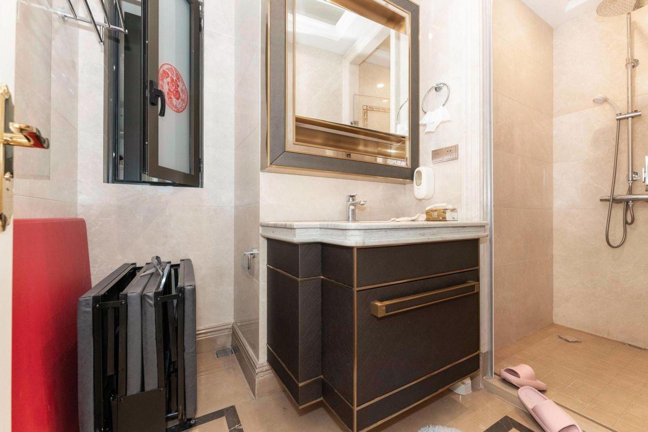 上海九龙仓静安壹号二手房房源图片