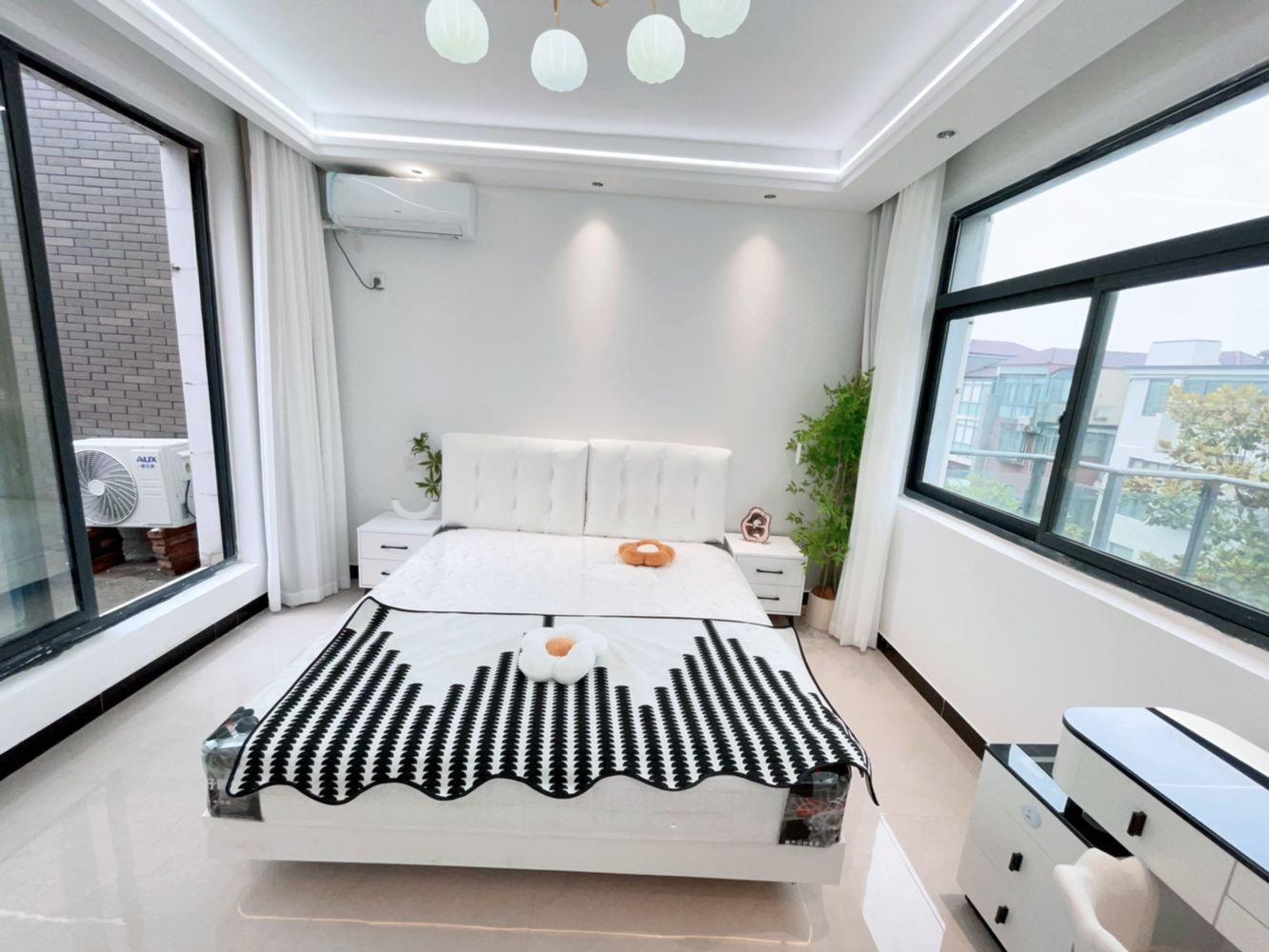 上海文翔名苑(别墅)二手房房源图片