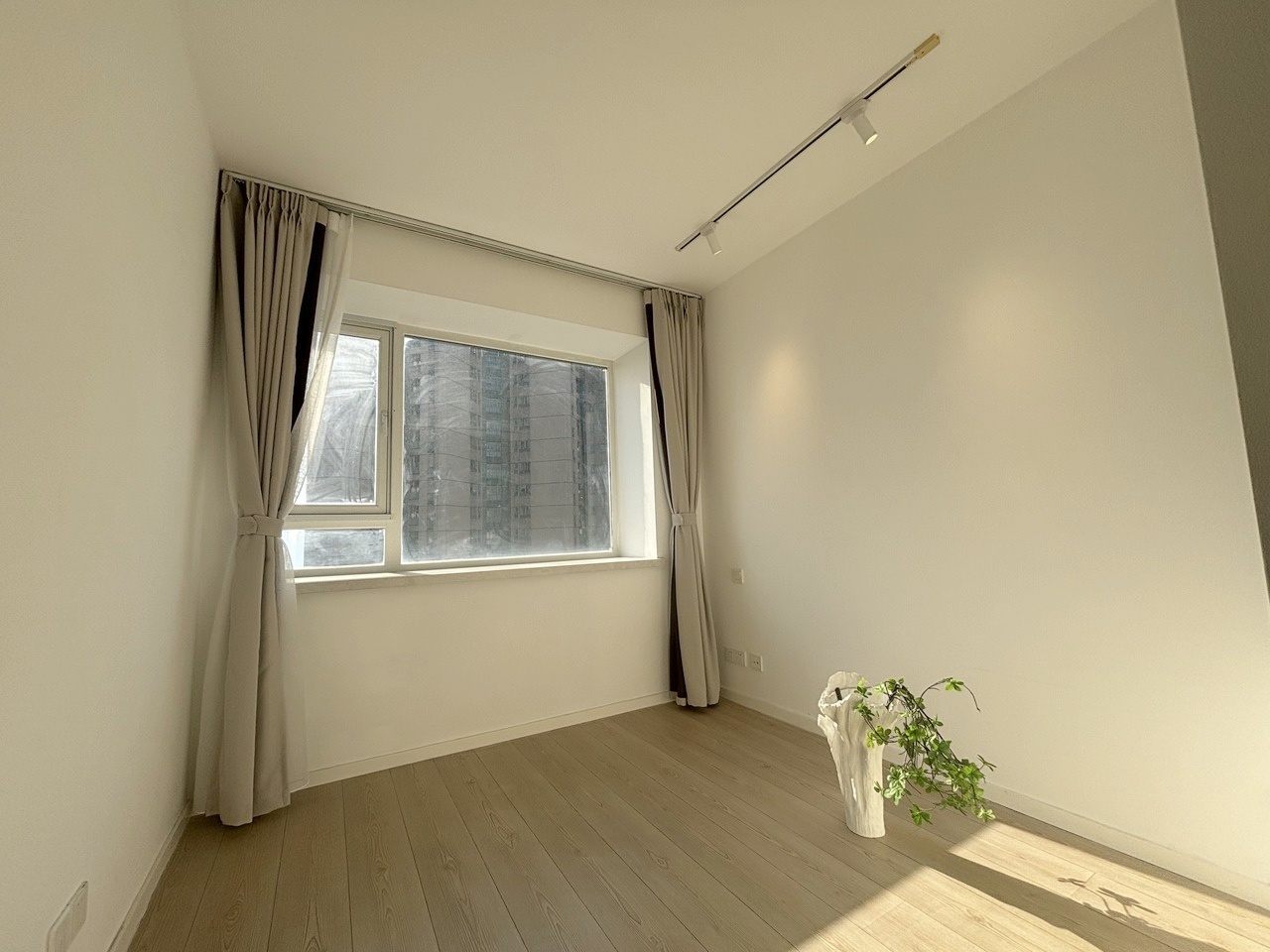 上海嘉里华庭二手房房源图片