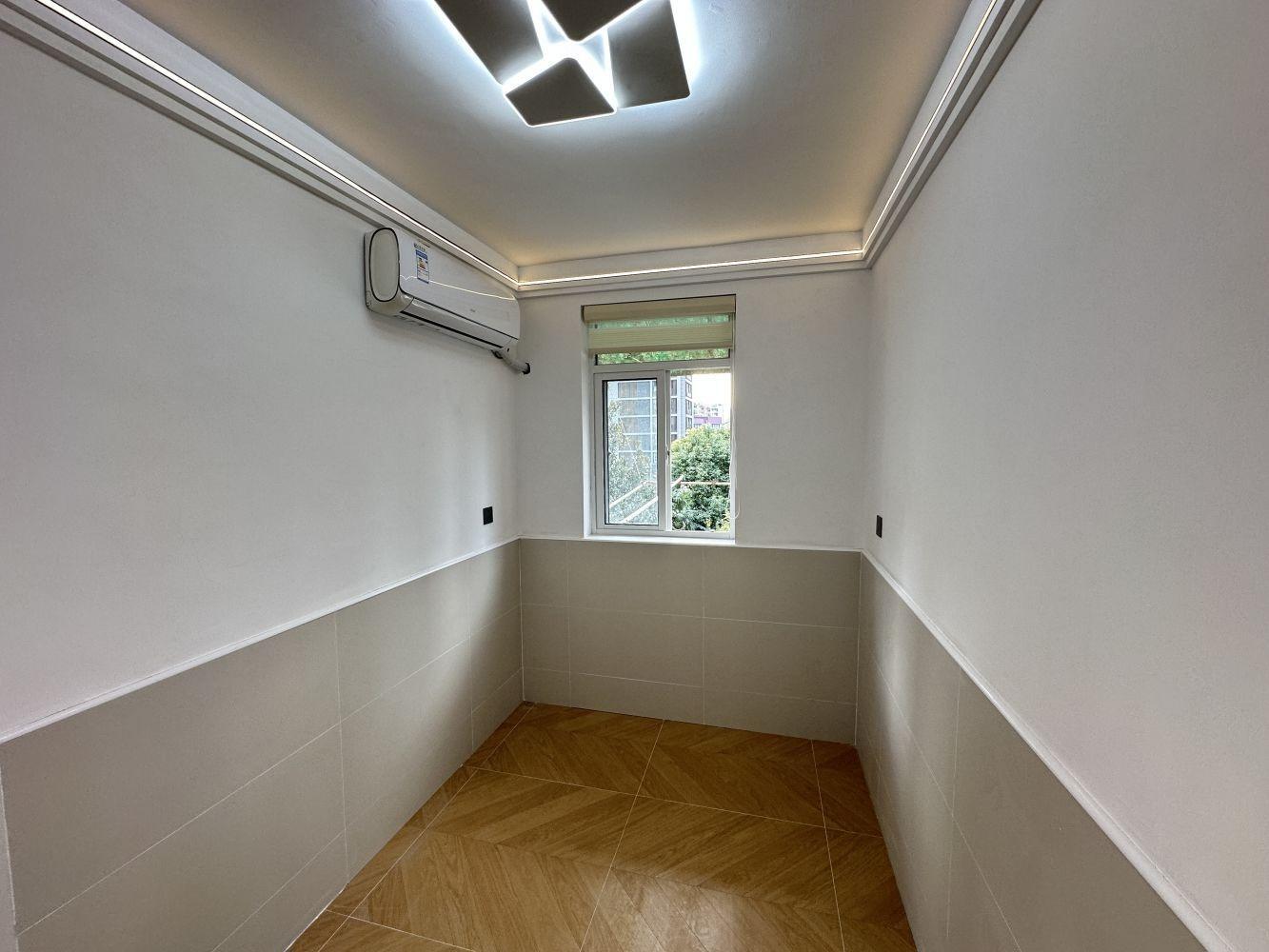 上海繁荣苑二手房房源图片