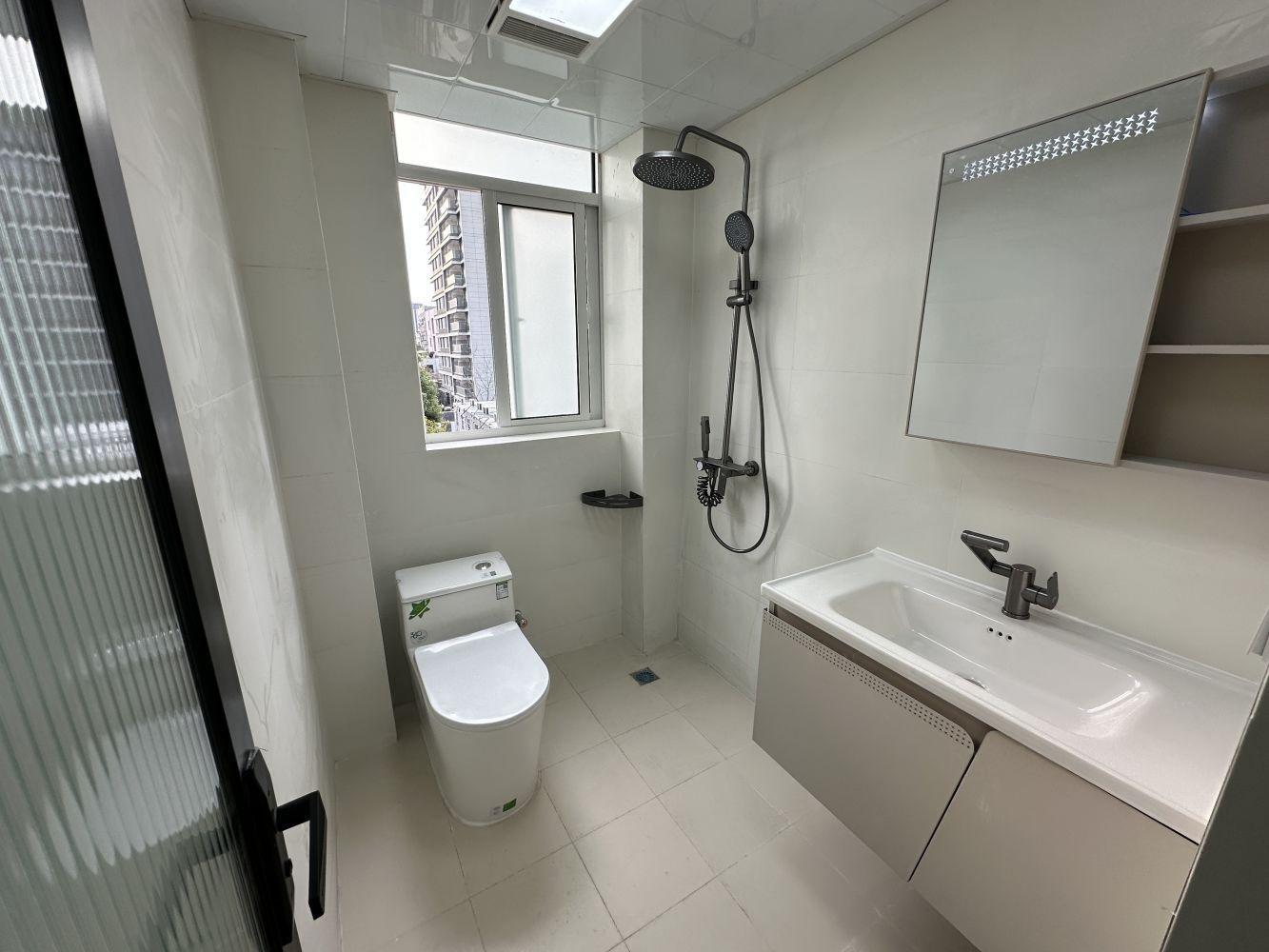 上海繁荣苑二手房房源图片