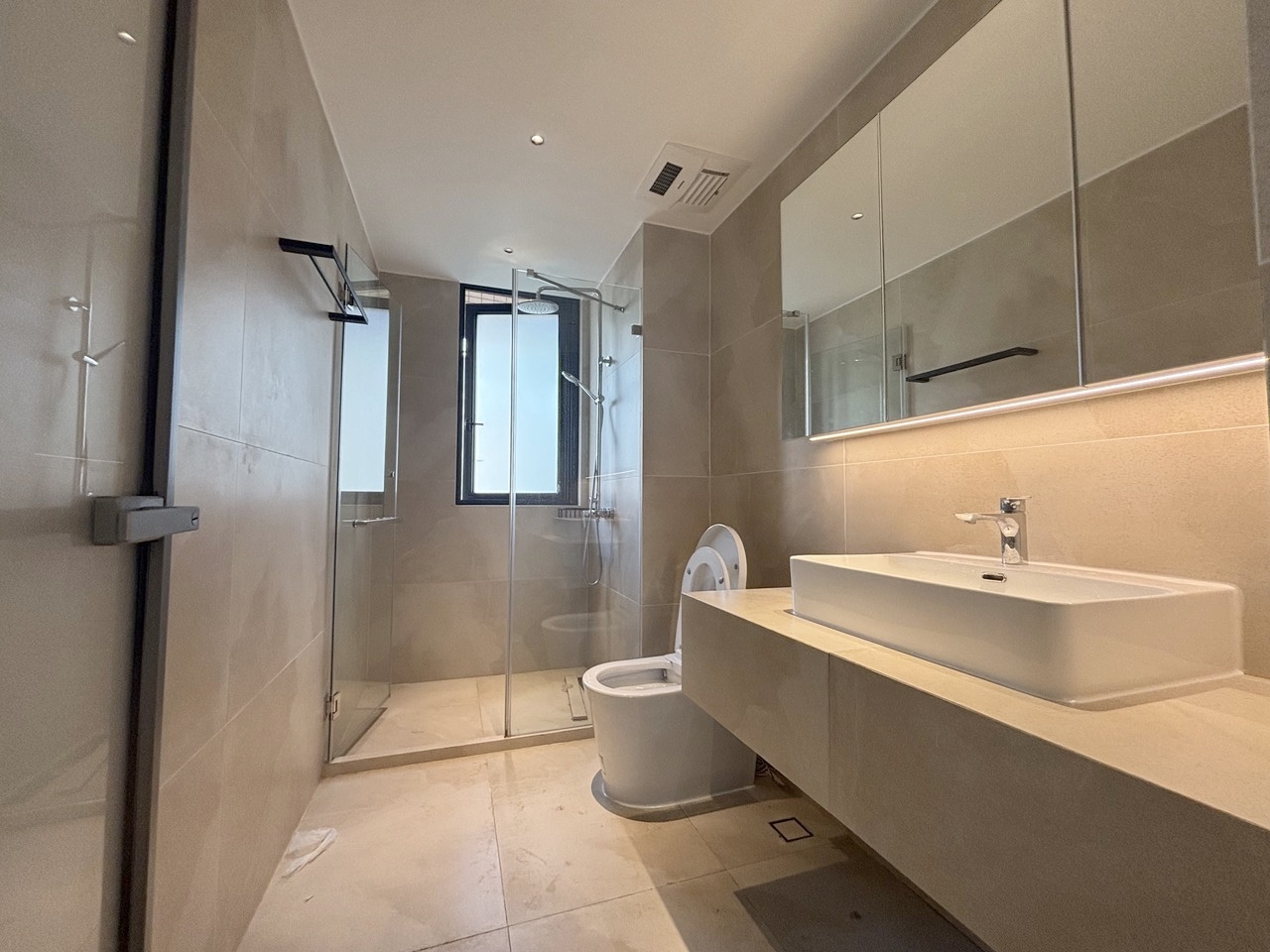 上海国际丽都城二手房房源图片