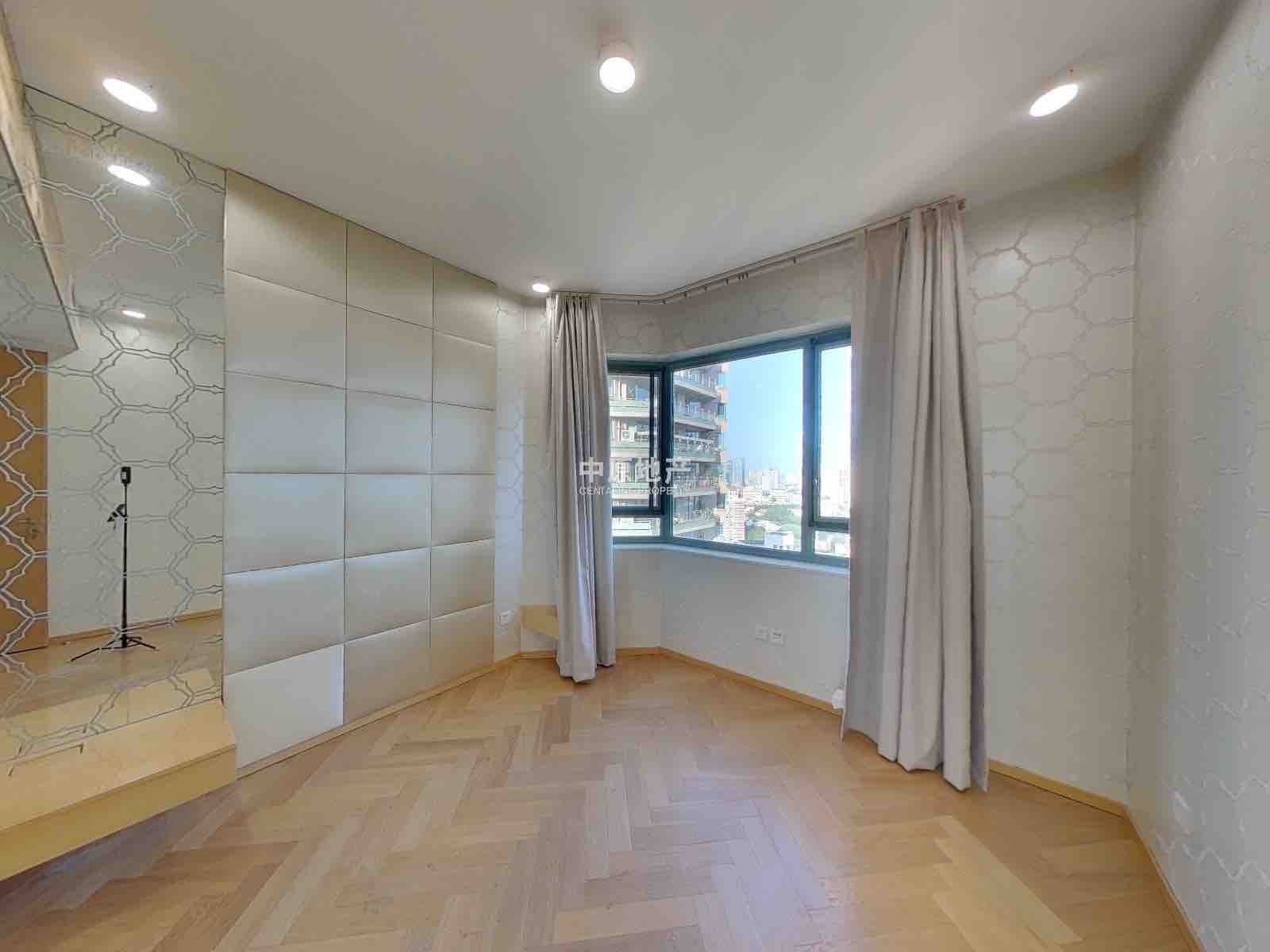 上海嘉里华庭二手房房源图片