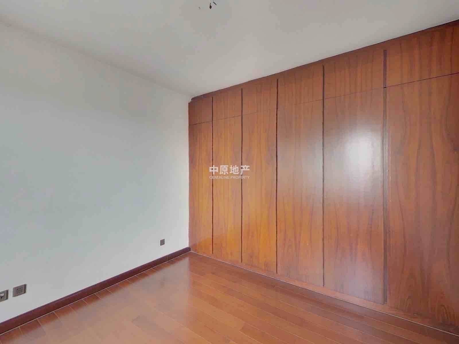 上海嘉里华庭二手房房源图片