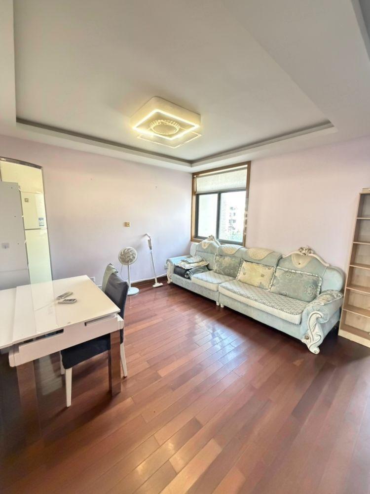 上海高行馨苑二手房房源图片