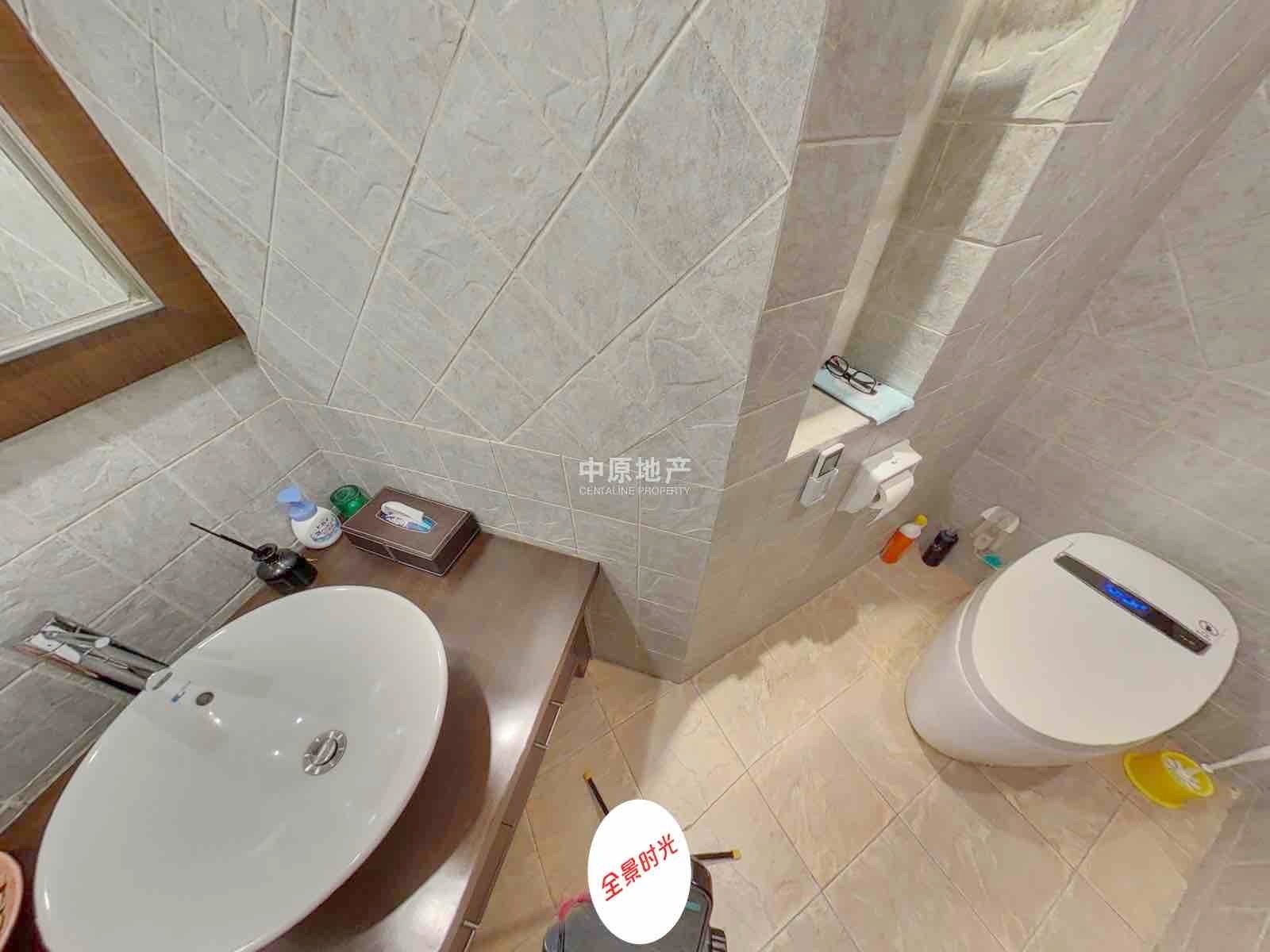 上海嘉里华庭二手房房源图片